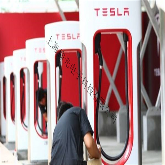 ��˹�� Tesla��늘��S��늄�(d��ng)��܇�o(w��)����늺ͳ�늘����ϟo(w��)����늙z��