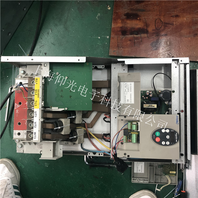 ʩ�͵�׃�l�����ϴ��aF008�z�޷���